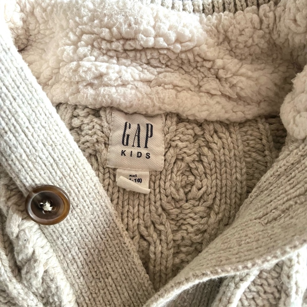 Kids Cableknit Collared Sweater - Picture 6 of 8